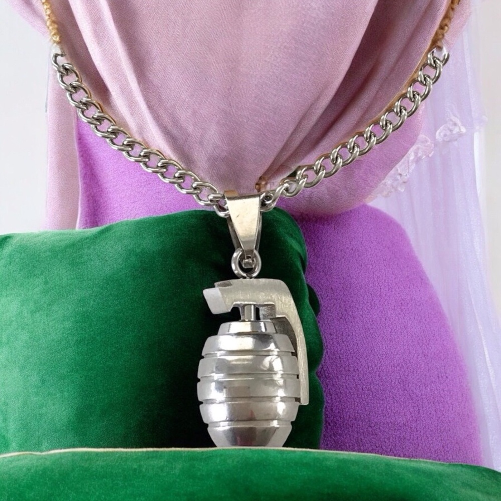 🆕 3D Grenade Pendant Necklace Stainless Steel